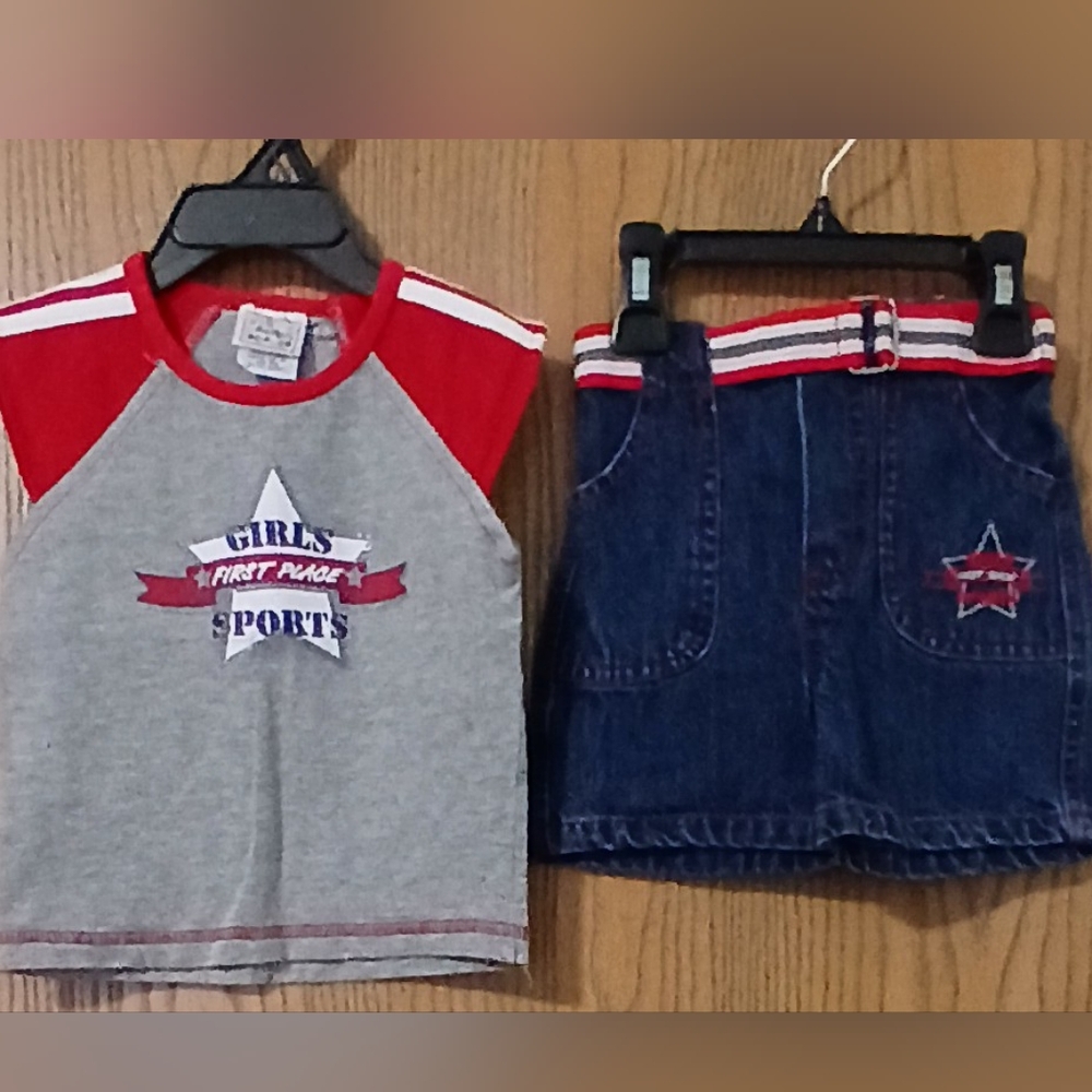 Mon Petit Shorts Set size 2T (24 mo)